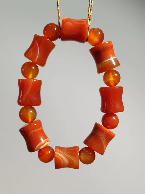 Agate  Red Barrel Bracelet 14mm