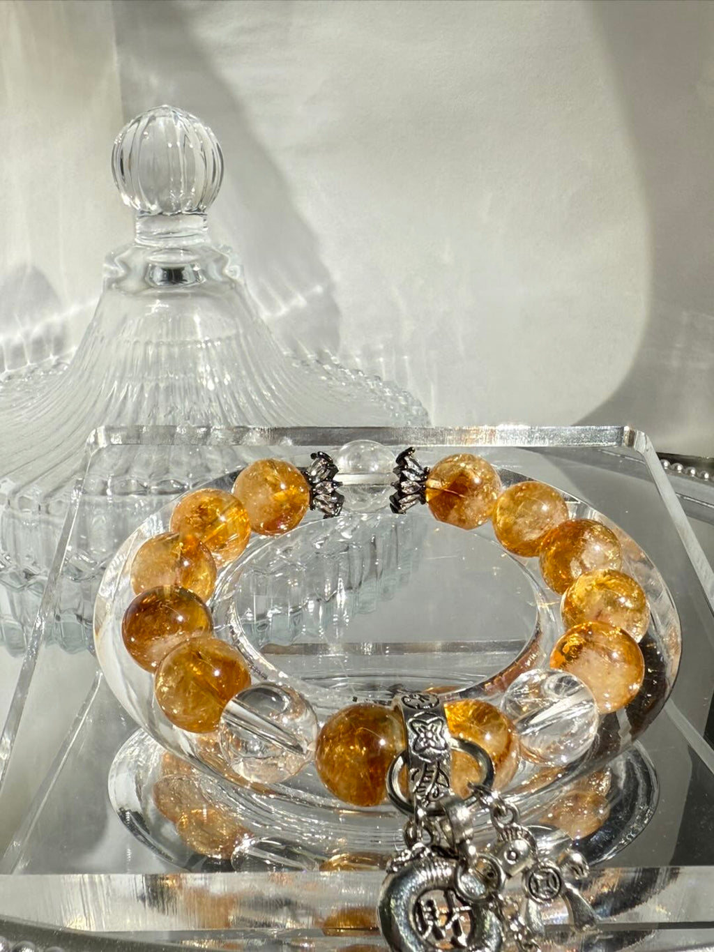 Vintage Royalty Yellow Pagoda Crystal Charm Bracelet -D1019