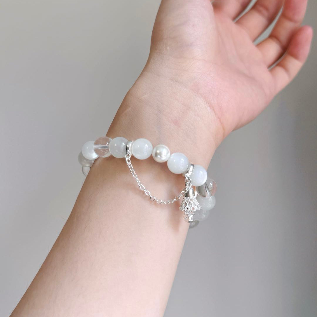 Lunaria Aetheris Strand || Handknotted White Crystal & Pearl Energy Bracelet - D1001